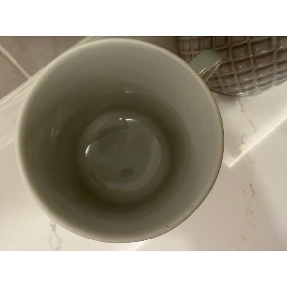 VTG Mr. and Mrs. Claus Christmas Footed Mug - Picture 4 of 9